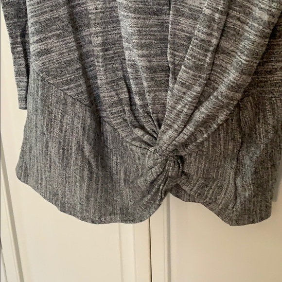 Banana Republic Drop Waist Top - Picture 2 of 3